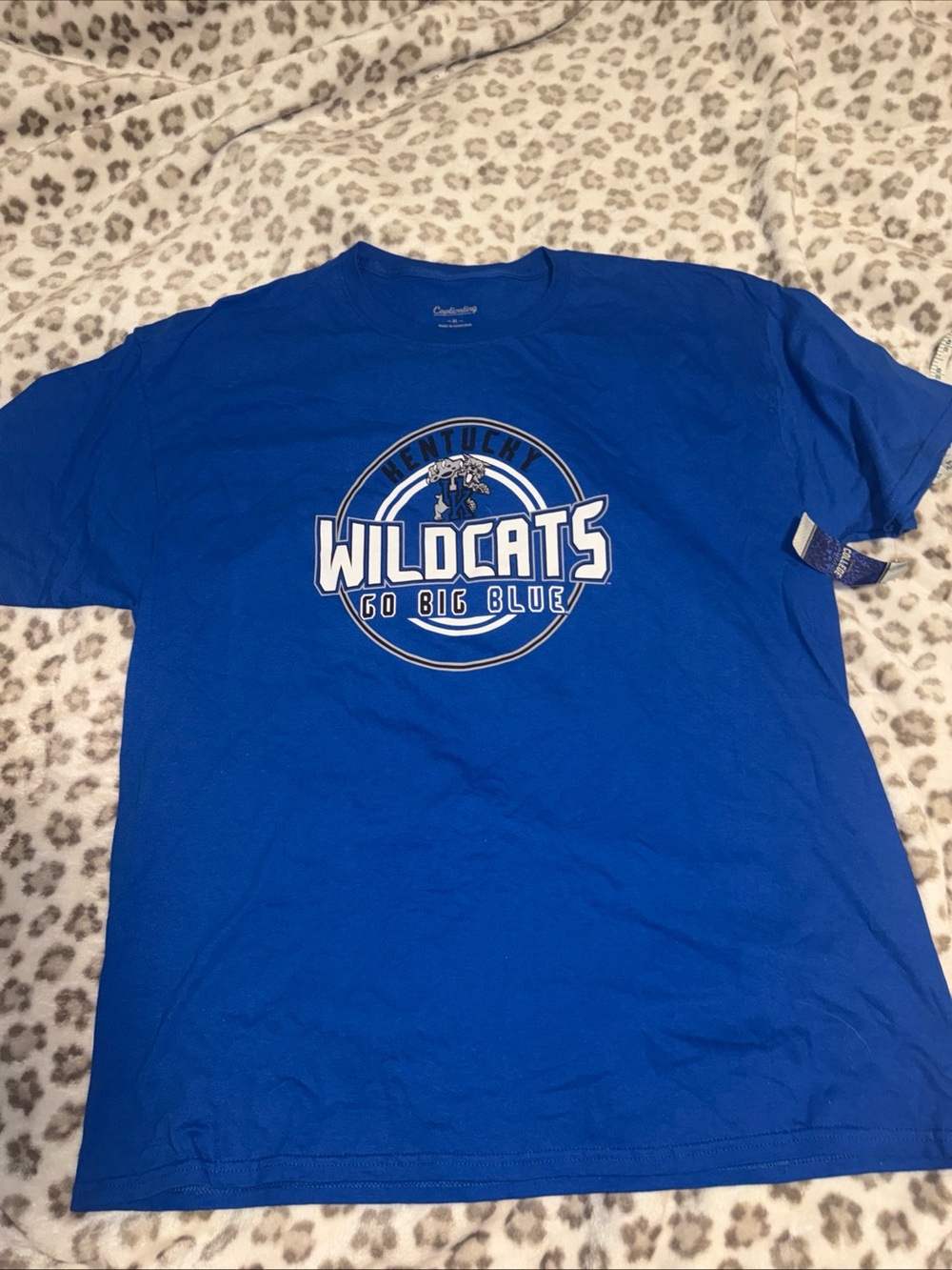 Kentucky Wildcats “Go Big Blue” graphic tee Brand new size XL
